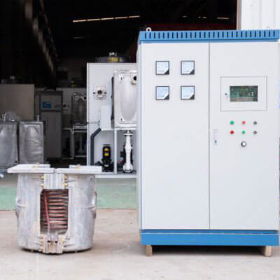 Hochleistungs-Induktionsschmelzofen für die Metallverarbeitung 150 kW